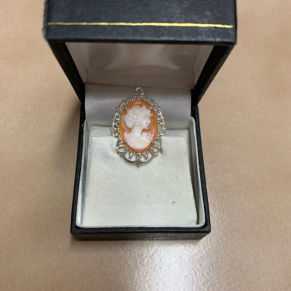 *New Silver Cameo Necklace Pendant*